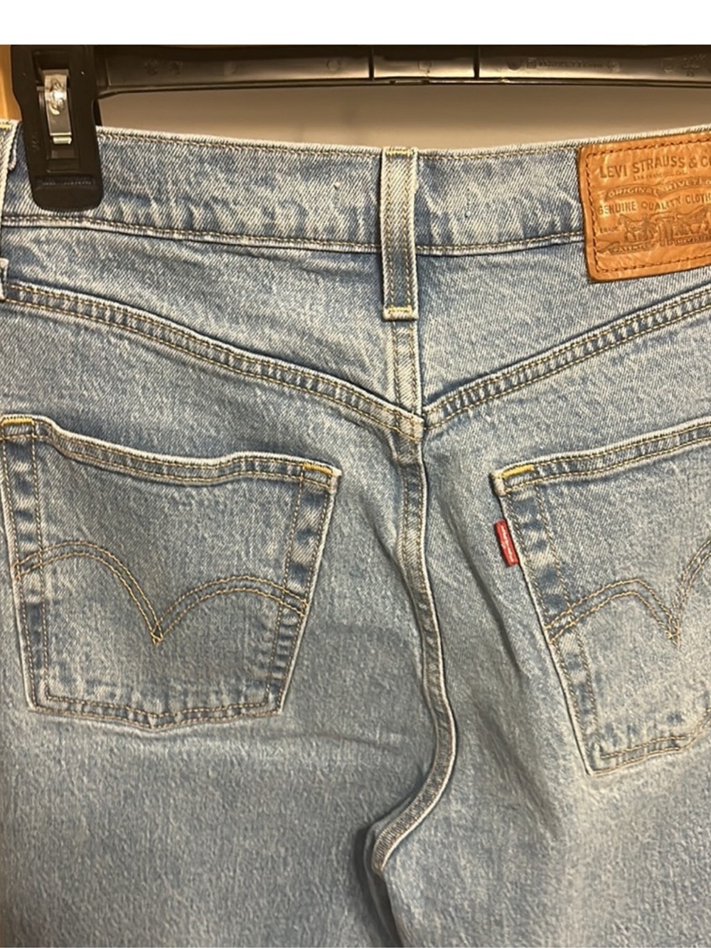 Levi’s rib cage straight denim EUC - Picture 4 of 5